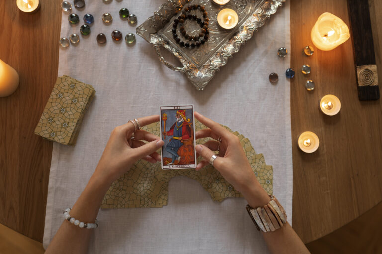 Tarot Card Reading in 2025 – Decode the Universe’s Messages This July